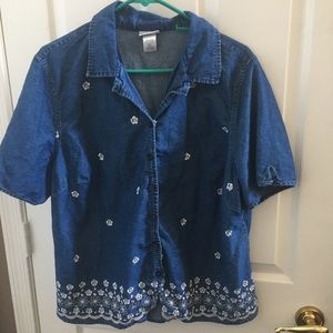 FINAL MARKDOWN Fashion bug denim blouse 18/20w